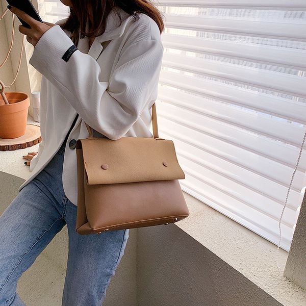 

vintage fashion female flap bag new quality pu leather women's designer handbag large shoulder messenger bag bolsos mujer