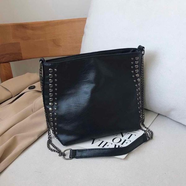 

casual rivet shoulder bag female chain crossbody bags for women leather handbags large capacity tote bag sac a main