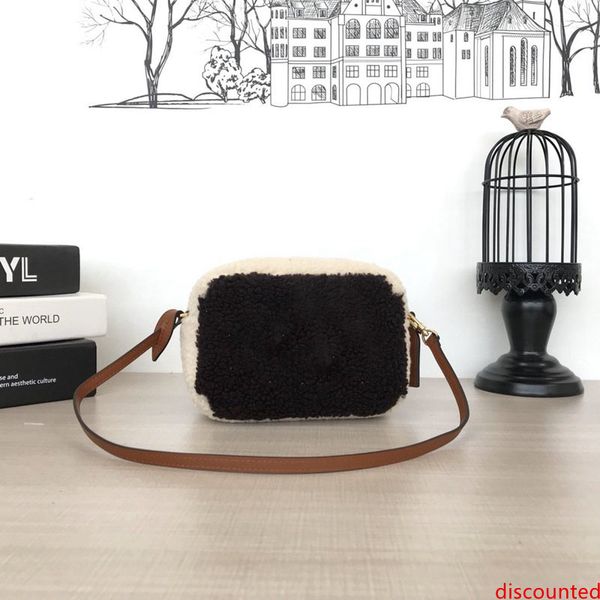 

designer bags new winter beach pouch clutch bags teddy bags m68599 fashion handbags wallet womens luxury designer bag handbag