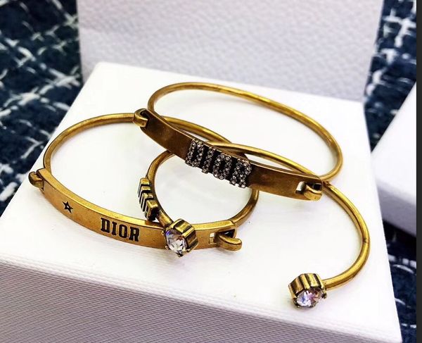 

Топ латунь материал панк-браслет с белым бриллиантом и звездой и надписью дизайн