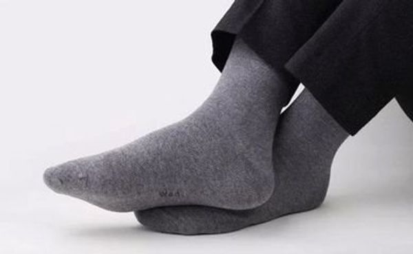 

мужские чистые однотонные носки, доказательство запаха, доказательство пота, однотонные носки для молодых людей. сорок первая категория, Black