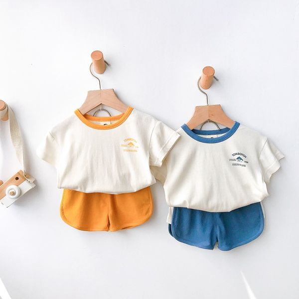 

2020 selling boys 2pcs set printed t shirt+ shorts summer kids girls suits 0-5t, White