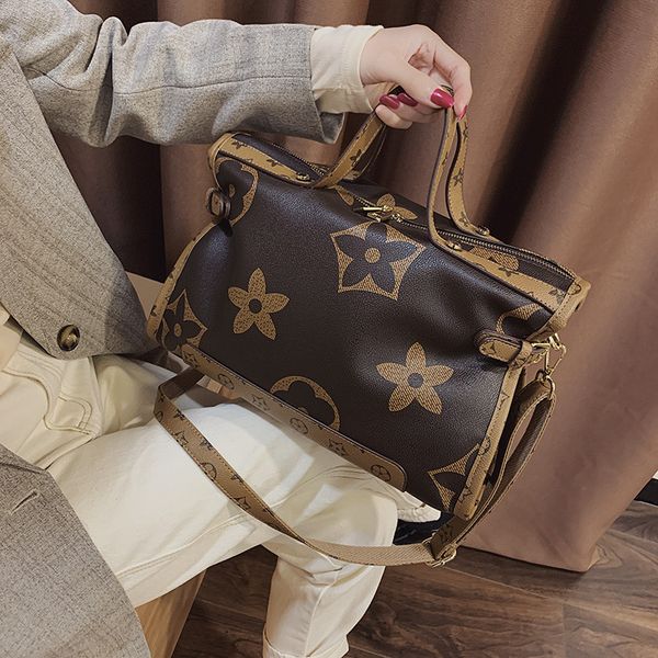 

2020 luxury design women purses and handbags fashion portable shoulder messenger bags