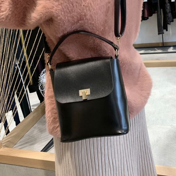 

shoulder bag girls fashion pure color leather crossbody messenger bucket shoulder bag women black