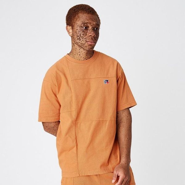 

19ss kt x russel атлетик цветастая tee ретро street hit цвет мужчины женщины summer tee street скейтборд повседневная короткие рукава tee hf, White;black