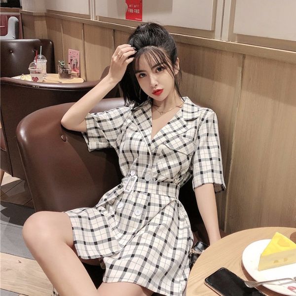 

2020 early autumn new korean fashion double-breasted high waist short sleeve jumpsuit waist slimming wide leg skirt shorts women, Black;white