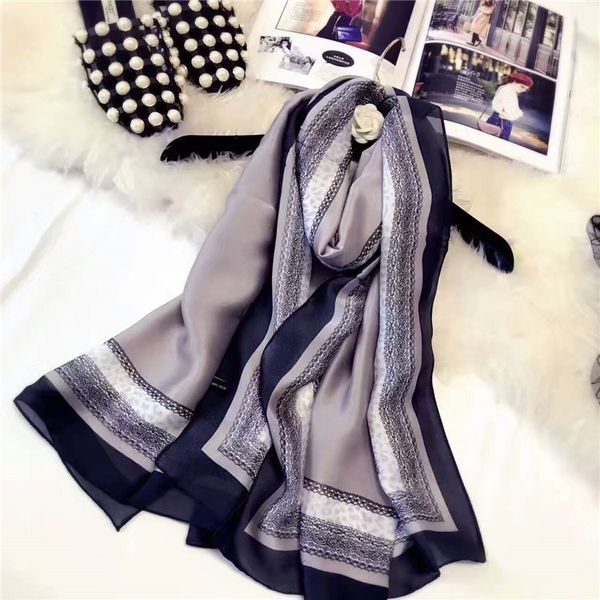 

fashion bandana 2017 100% silk scarf luxury women brand scarves for women shawl leopard plaid beach cover-up cape