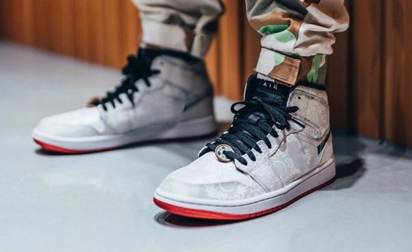 

2019 new release clot x jumpman 1 mid fearless one men basketball shoes cu2804-100 1s mens trainers sports sneakers with box