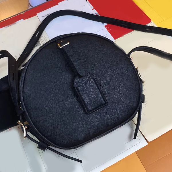 

womens round bag monogram bags fashion shoulder handbag plain letter zipper lock artwork lady small bag ing