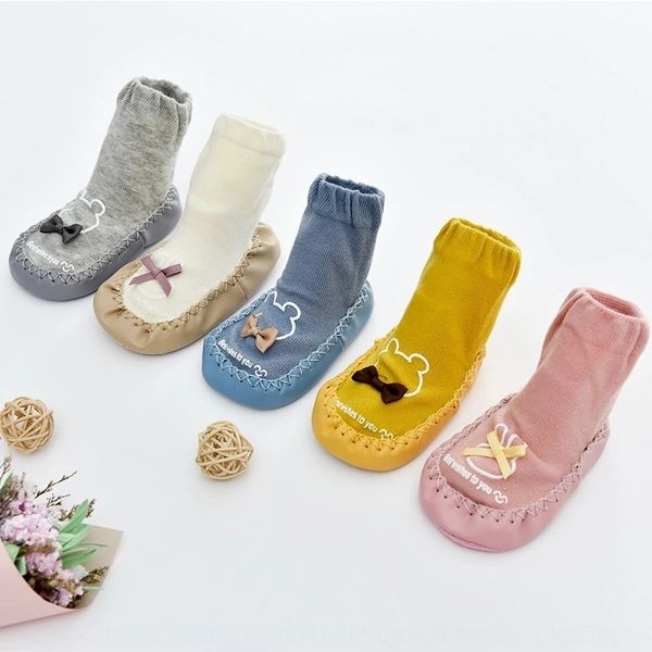 

2 pairs of soft baby soft sole shoes and socks infant floor socks anti-skid breathable neonatal shoes in advance