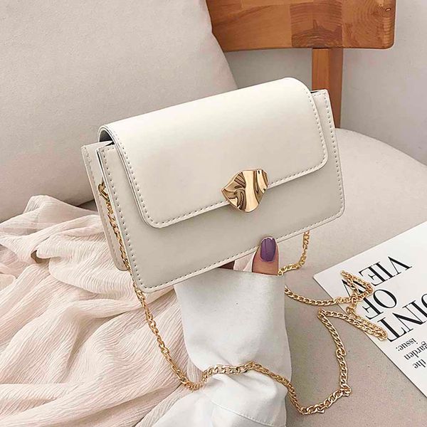 

pu women 2019 new shoulder bag fashion chain small square bag casual simple laser messenger bags