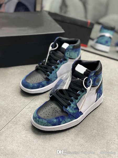 

air aauthentic 1 high og retro wmns tie-dye basketball shoes aurora green woman man sports sneakers cd0461-100 with box
