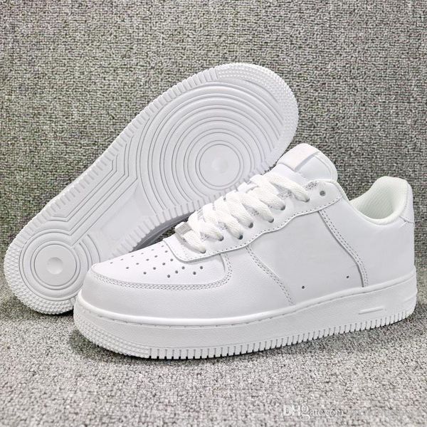 

classic comfortable low 1 1s mens skateboard shoes classical white board shoes womens fashion outdoor designer sneakers