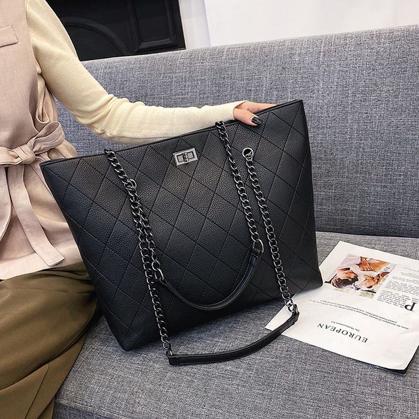 

2019 зима nieuwe vrouwen tas effen kleur lederen grote schoudertas dames boodschappentas mode borduurgaren keten handtas 1 bes