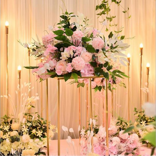 

современный diy шелковых роз искусственных цветов шар centerpieces расположения головы декор дорога ведет на свадьбу фон стола цветок мяч