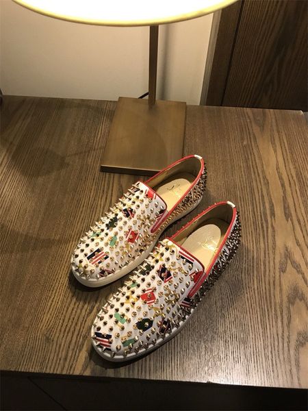 

fast shipping platform men and women shoes wild vintage luxury rhinestone rivets women's shoes men's shoes loafers casual red outs, Black