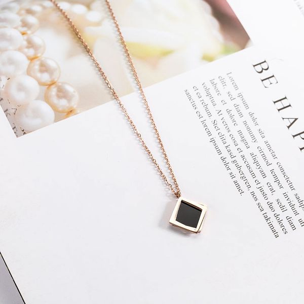

Korean version of doublelayer geometric diamond necklace women do not fade simple fashion Titanium steel rose gold clavicle wholesale