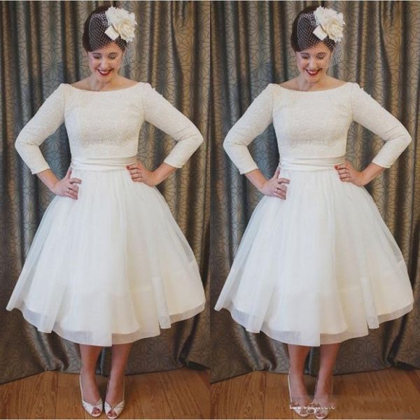 Discount Vintage Style Short Wedding Dresses Scoop A Line 3/4 Long Sleeve Tea Length Lace Plus Size Bridal Gowns Vestidos De Noiva Wedding Dresses