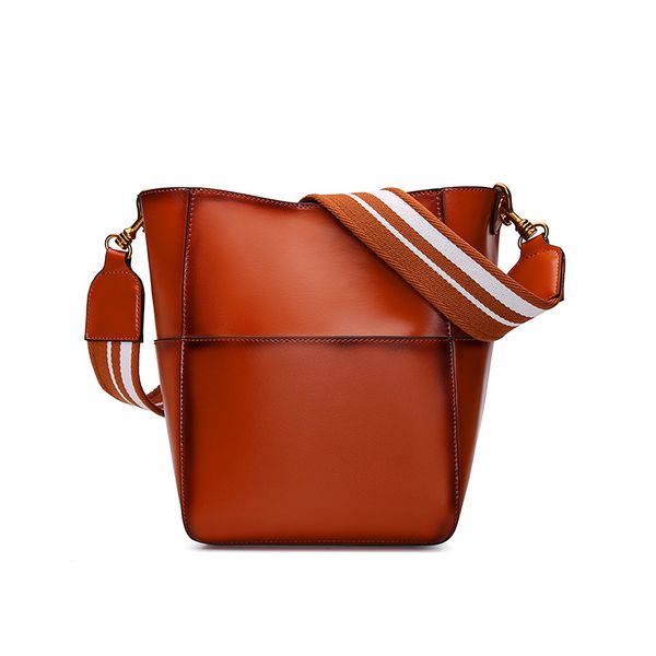 

beach bag woman cowhide single shoulder bucket width straps diagonal package handbags new fashion for women bags