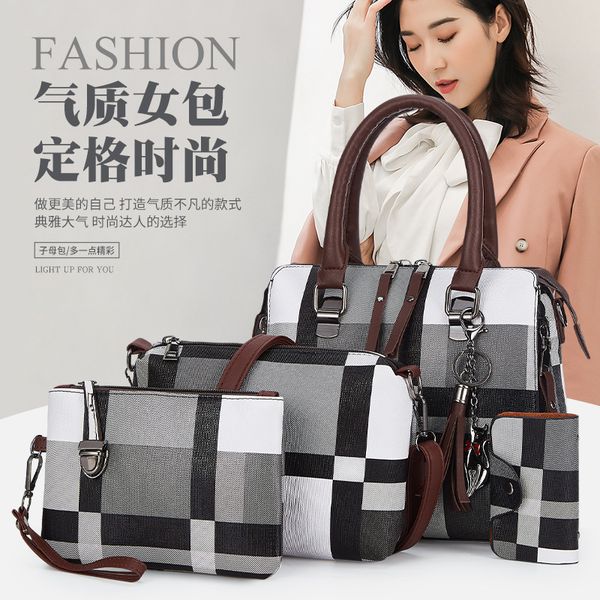 

мода сумки 2019 four seasons new hot female пропаренного фаршированная bun мать сумка набор четыре цвета плеча мешок перекинул