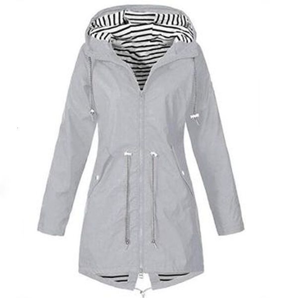 

2019 new keep warm women hiking jacket coat waterproof hiking jacket outdoor clothes lightweight raincoat women clothing, Blue;black