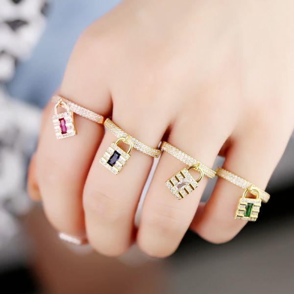 

new golden rose white/green /red/blue 4 colors baguette cz rings fashion dangling lock rings for female jewelry wedding party, Slivery;golden