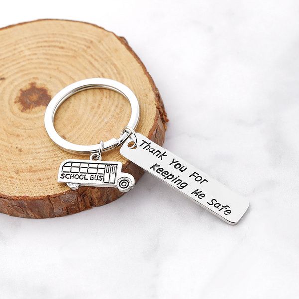 

fashion " thank you for keeping me safe" pendant keychains key rings gift for friend party favor, Slivery;golden