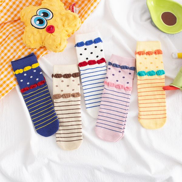 

harajuku style new fashion women's socks girls socks college style lovely cartoon flower middle tube tide sock, Black;white