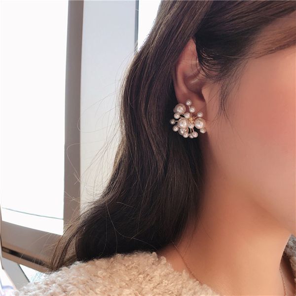 

new elegant personality simulated pearl flower ball stud earrings trendy women girls japanese korean party pendientes ec1320, Golden;silver