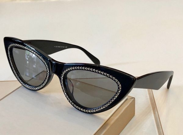 

4s019 new sunglasses for women cat eye popular charming fashion outdoors sunglasses uv protection sunglasses come with package, White;black