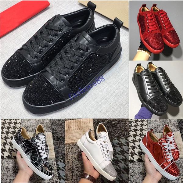 

2020 designer sneakers bottom is red shoe low cut suede spike shoes for men and women luxury shoes party wedding crystal rivet sneaker, Black