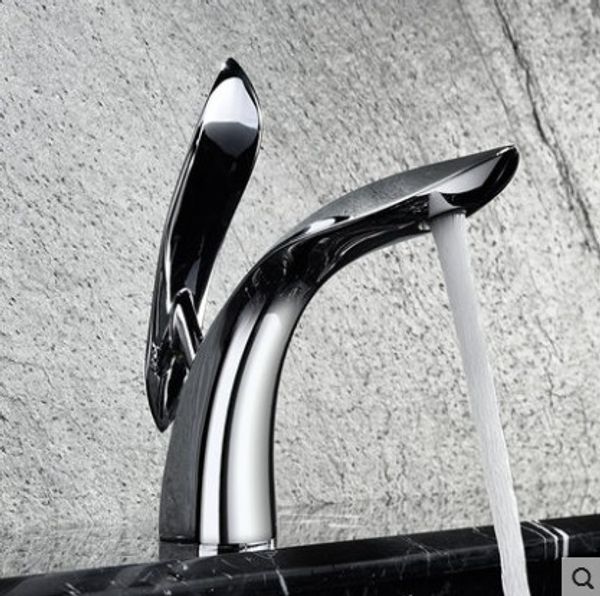 

individual creative leaf-shaped faucet