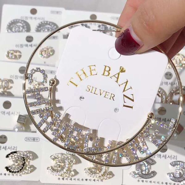 

New tyle temperament brand large circle earring fa hion exaggerated atmo phere of high end dre dinner acce orie