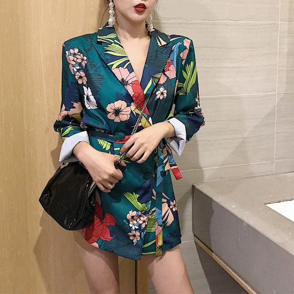 

2019 new floral women's stylish with chic casual button suit jacket blazer coat thin temperament printing suit jacket, White;black