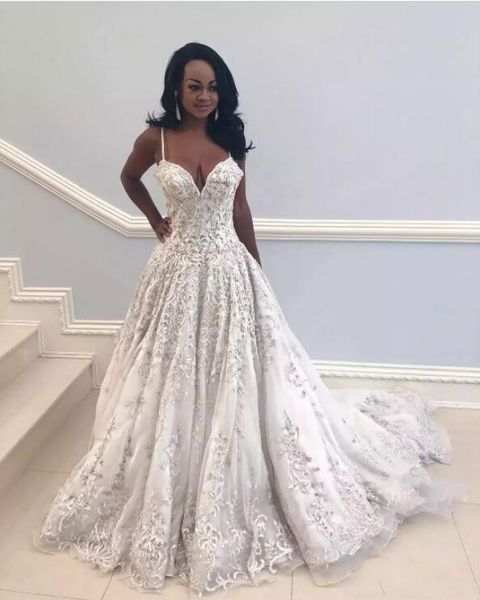 

2019 старинные свадебные платья ремни спагетти линия тюль кружева свадебное платье длинный поезд на заказ саудовский арабский плюс размер bo, White