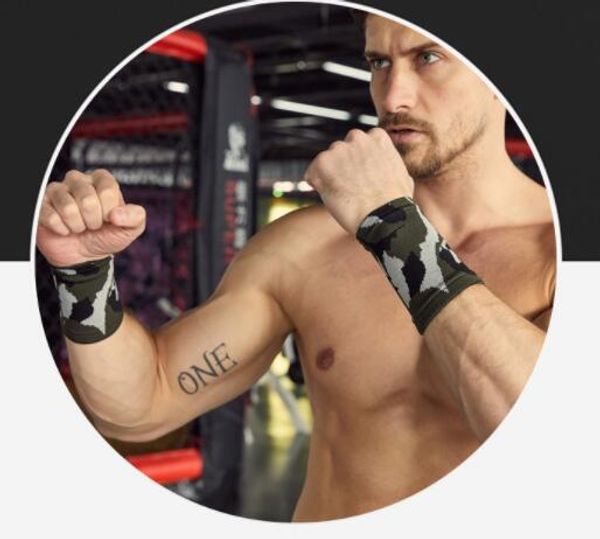 

new fitness camouflage nylon knitting sports warm breathable fourway elastic jacquard wrist guard military fans protective equipment, Black;red