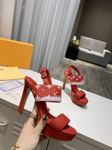 

women's high-heeled shoes european station leather insider star with the same catwalk shoes horizon platform sandal luxury designer sho, Black