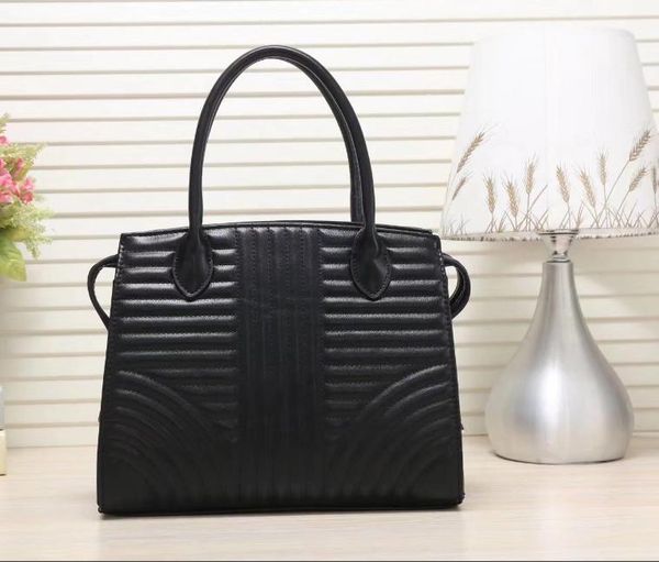

Totes nbhh_bag