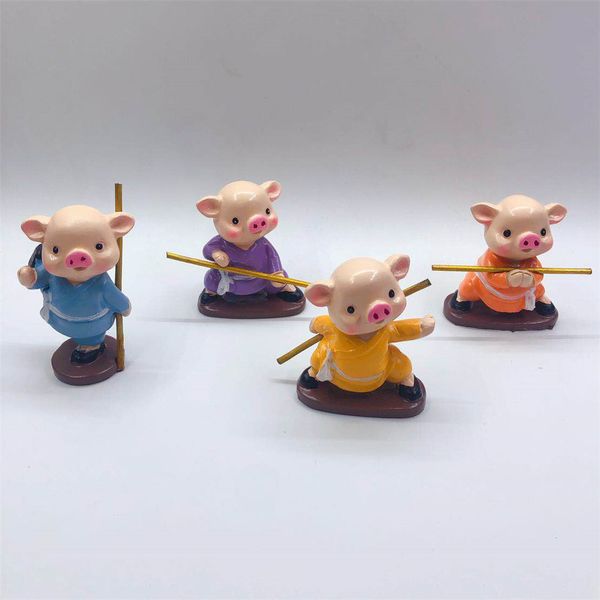 

4 x resin rundong auto accessories ornaments solar powered dancing toys cartoon pig shaking head doll powered jun5
