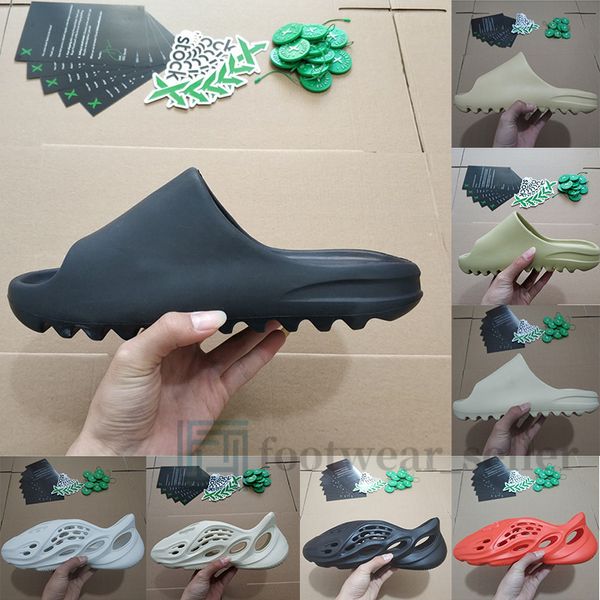 

2020 new kanye slides foam runner fashion slippers bone desert sand resin beach antiskid mens womens sandal male slipper platform loafers, Black
