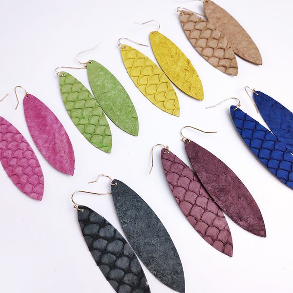 

рыбий узор серьги из натуральной кожи для женщин тиснение веретенообразные серьги падения текстурированные высокое качество коровьей кожи па, Silver