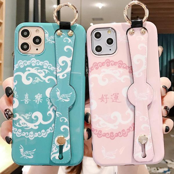 

1pcs fashion wristband phone case couple soft case for iphone 6s 7 8 xr xs 11 pro max plus shatter-resistant protective cover