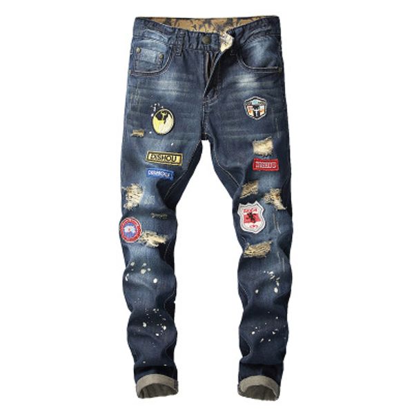 

2002 new personalized badge patch fashion brand men's tattered jeans trend straight slim pants men's beggar pants, Blue
