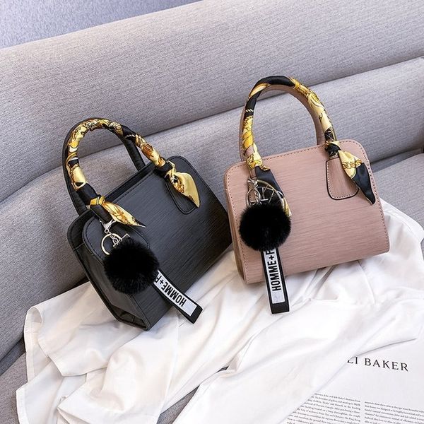

western style bag ladies bag 2019 new fashion messenger european and american ladies handbag fur ball scarf shoulder