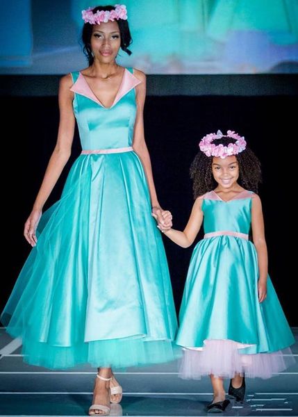 

2020 v-neck a-line prom dress celebrity mother and daughter matching party gowns customized vestidos de soiree flower girl dress cute, Black