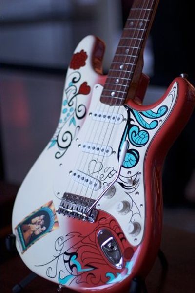 

jimi hendrix monterey guitar white burst red tribute limited edition china electric guitars