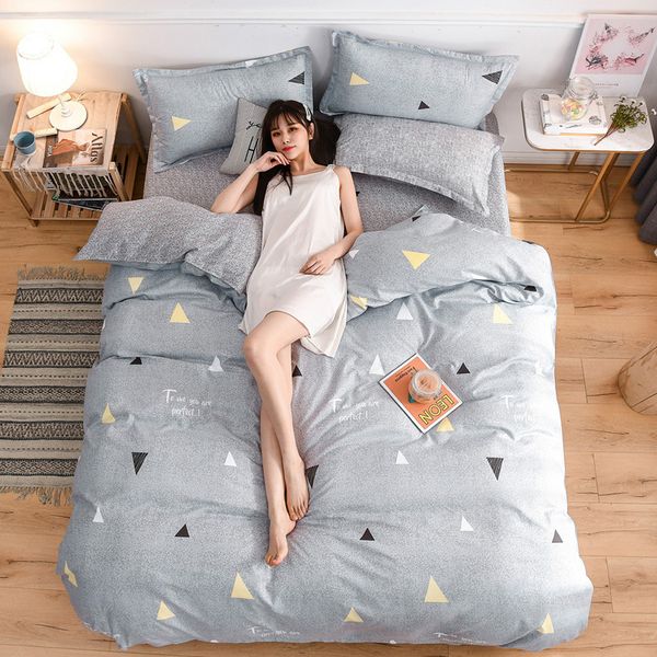 

designer bed satin silk bedding set,home textile king size bed set,bedclothes,duvet cover flat sheet pillowcases wholesale