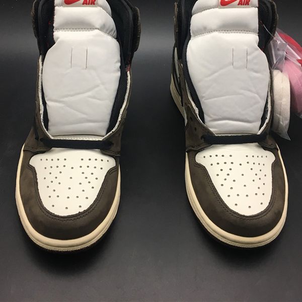 

travis scott x air 1 high og cd4487-100 1s cactus jack men women basketball sports shoes sneakers suede with original box, Black;white