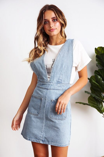

fashionable new denim strap dress europe and america pocket bag hip 202, Black;gray