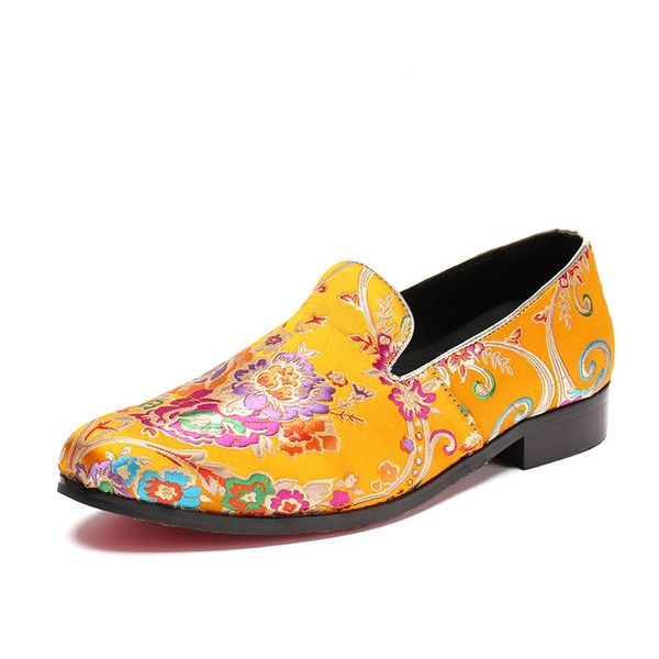 

dress shoes men vintage 2021 embroidery wedding slip on loafers folk banquet party genuine leather chaussure homme plus size, Black